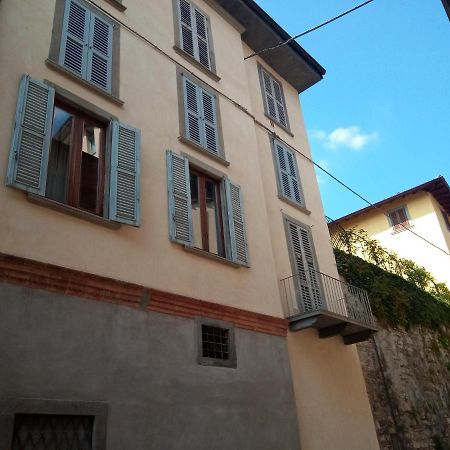 Il Rifugio Di Elizabeth Acomodação com café da manhã Bérgamo Exterior foto