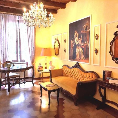 Il Rifugio Di Elizabeth Acomodação com café da manhã Bérgamo Exterior foto