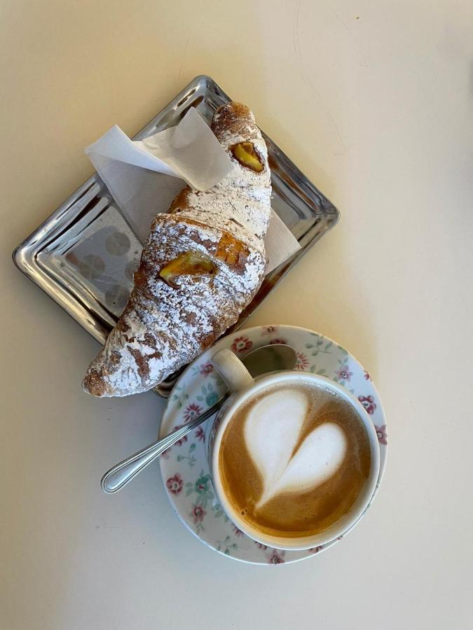 Il Rifugio Di Elizabeth Acomodação com café da manhã Bérgamo Exterior foto