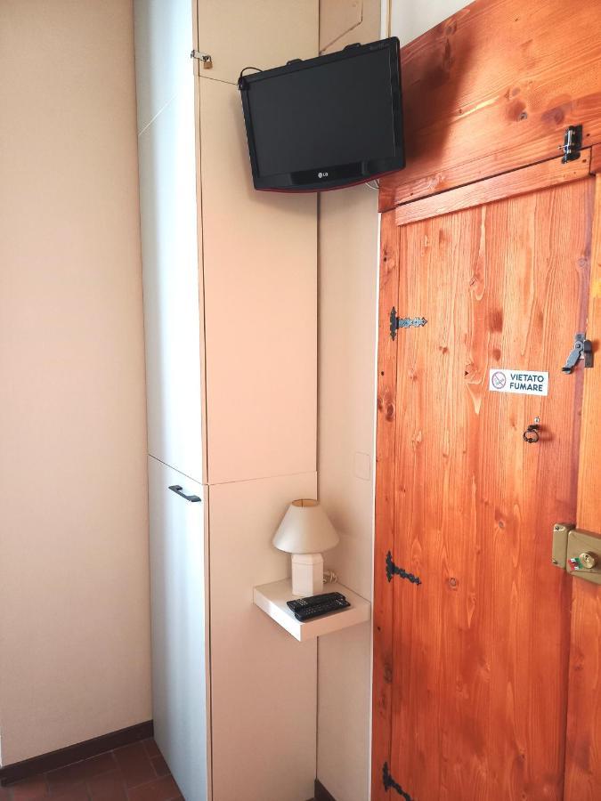Il Rifugio Di Elizabeth Acomodação com café da manhã Bérgamo Exterior foto